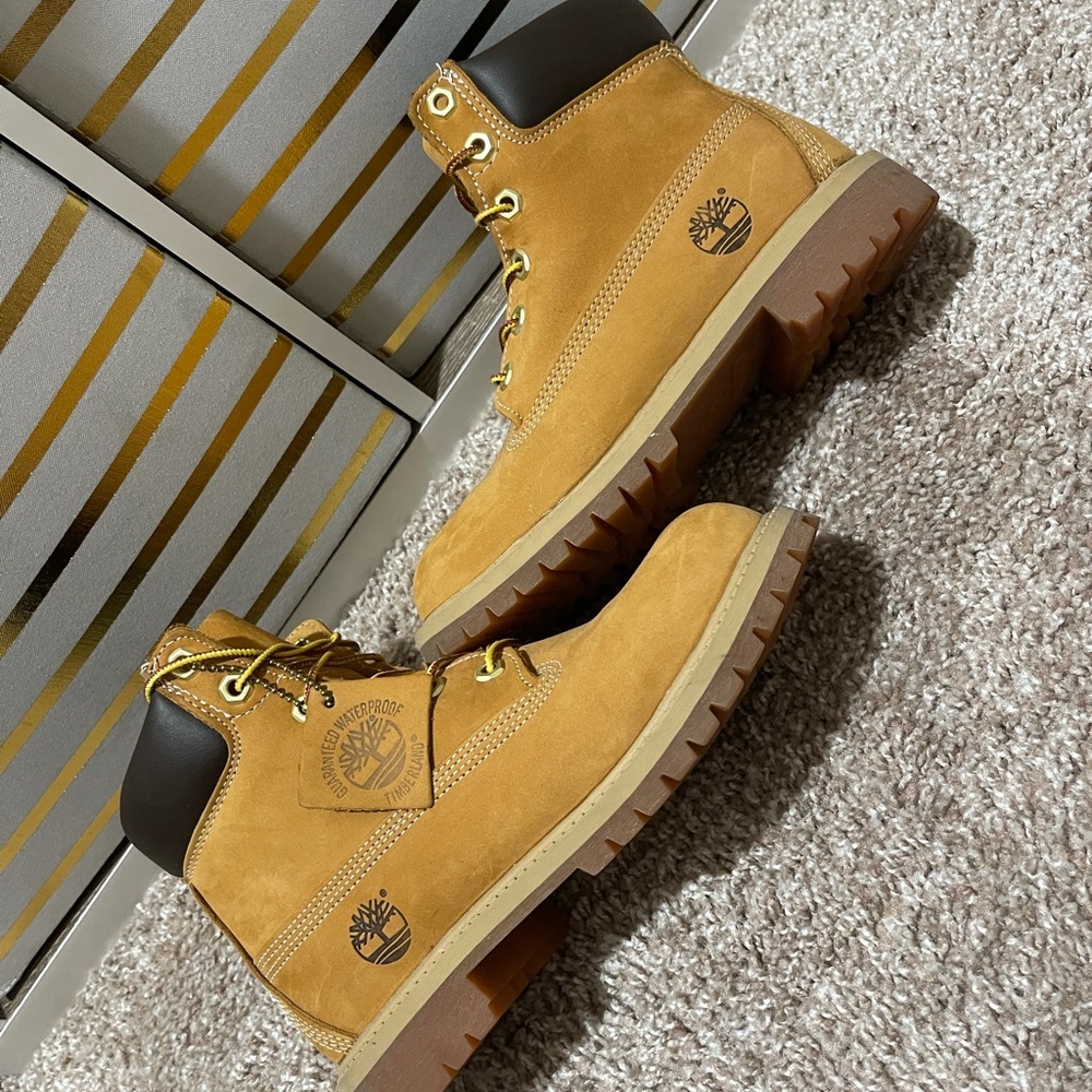 Timberlands - Picture 2 of 2